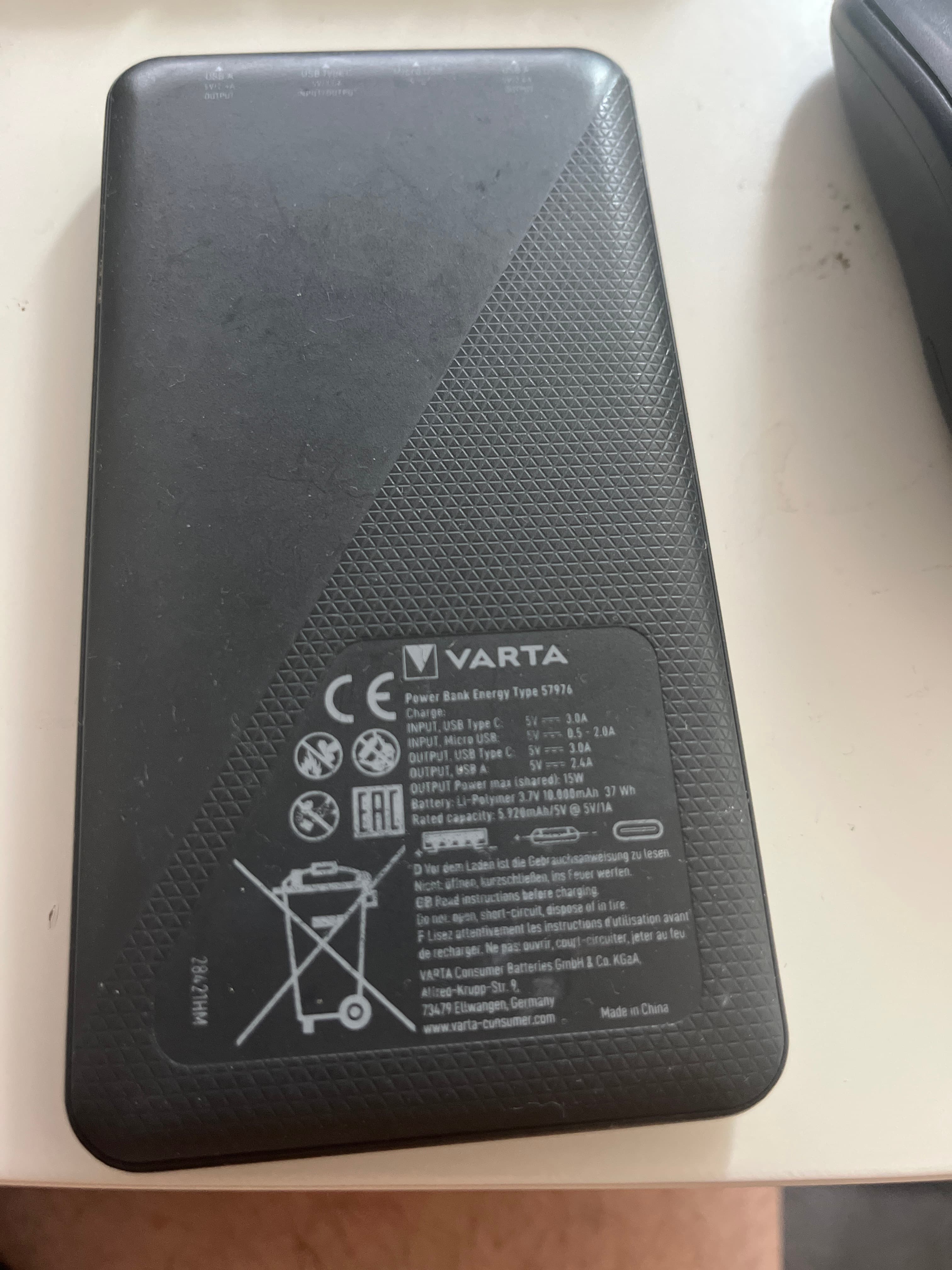 Varta Energy 10 000 mAh powerbank
